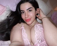 urthickpersiangfnoppv leak - Do you prefer my face or my body?