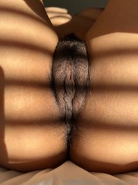 vanessak_2002 leak - Too hairy or just right?