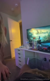 vanessalovellxxx leak - Don't focus on the game focus on me