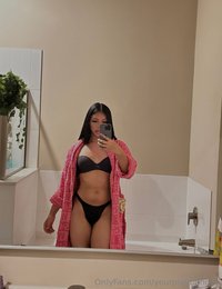 yourplaybunnyy leak - if we ran into each other, what would be your words to me ?