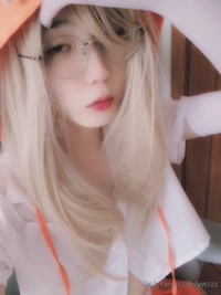 ywzzz leak - On days off, the best way to relax at home is jerk off and p..