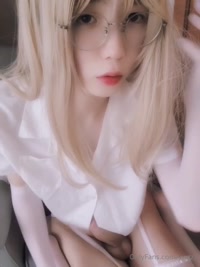 ywzzz leak - On days off, the best way to relax at home is jerk off and p..