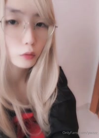 ywzzz leak - I almost forgot to take a video while playing VR