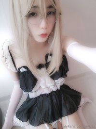 ywzzz leak - Which is better, naked or not naked?