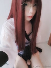 ywzzz leak - It's hot and I'm sweating O_O