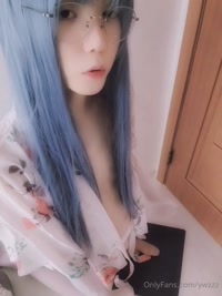 ywzzz leak - It was so hot that I took off my clothes and went to sleep, ..