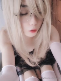 ywzzz leak - Old lingerie found in a corner of the closet