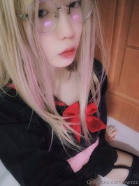 ywzzz leak - wanna lick me? >.<