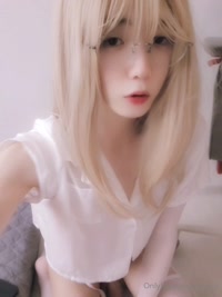 ywzzz leak - On days off, the best way to relax at home is jerk off and p..