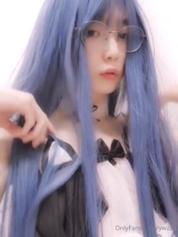 ywzzz leak - I caught a cold. cuz I took off all my clothes and slept nak..